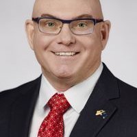 Official portrait of Byron Brooks