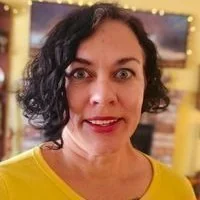 Official portrait of Lisa Lee